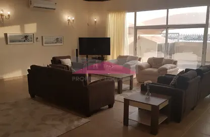Villa - 4 Bedrooms - 4 Bathrooms for rent in Hidd - Muharraq Governorate