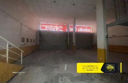 صالة عرض - استوديو - 2 حمامات للايجار في سترة - المحافظة الوسطى