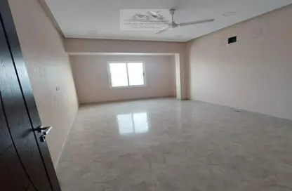 Apartment - 3 Bedrooms - 4 Bathrooms for rent in Galali - Muharraq Governorate
