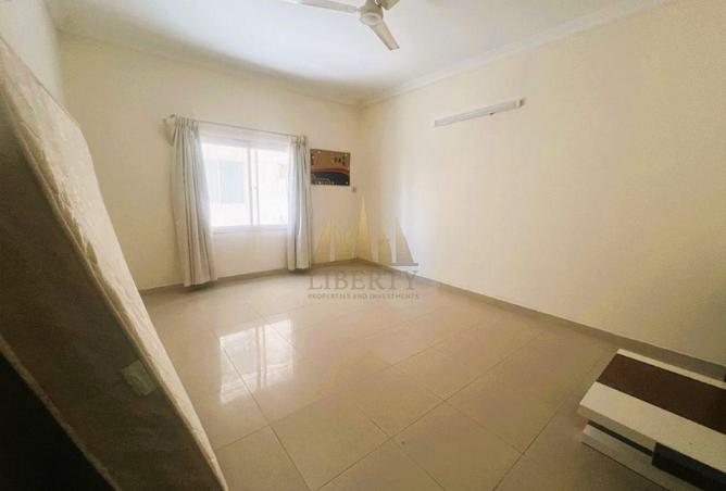 971110 - Property Image 3