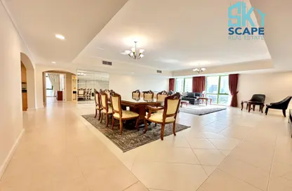 Apartment - 3 Bedrooms - 3 Bathrooms for rent in Sanabis - Manama - Capital Governorate