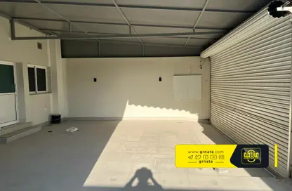 صورة لـ موقف سيارات فيلا - 4 غرف نوم - 5 حمامات للبيع في توبلي - المحافظة الوسطى ، صورة رقم 1