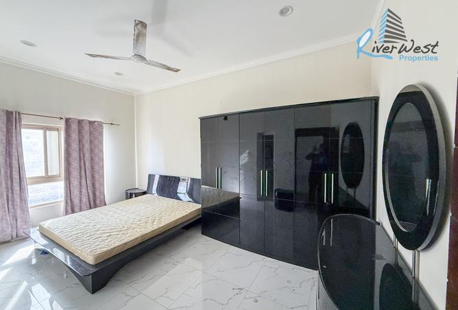 967099 - Property Image 2