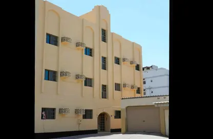 عمارة بالكامل - استوديو للبيع في قلالي - المحرق