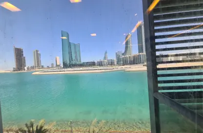 Apartment - 3 Bedrooms - 4 Bathrooms for rent in Reef Island - Capital Governorate