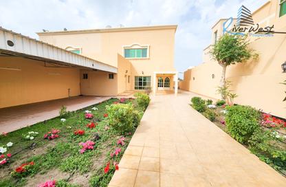 Villa - 3 Bedrooms - 4 Bathrooms for rent in West Riffa - Riffa - Southern Governorate
