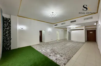 شقة - 3 غرف نوم - 3 حمامات للايجار في السنابس - المنامة - محافظة العاصمة