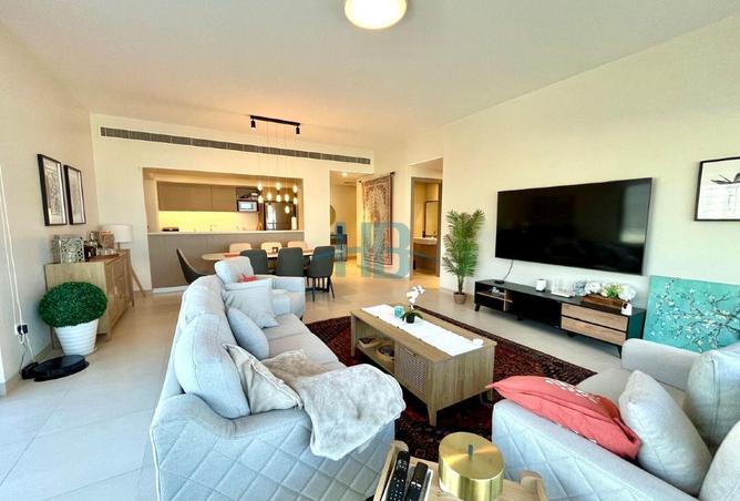 981105 - Property Image 2