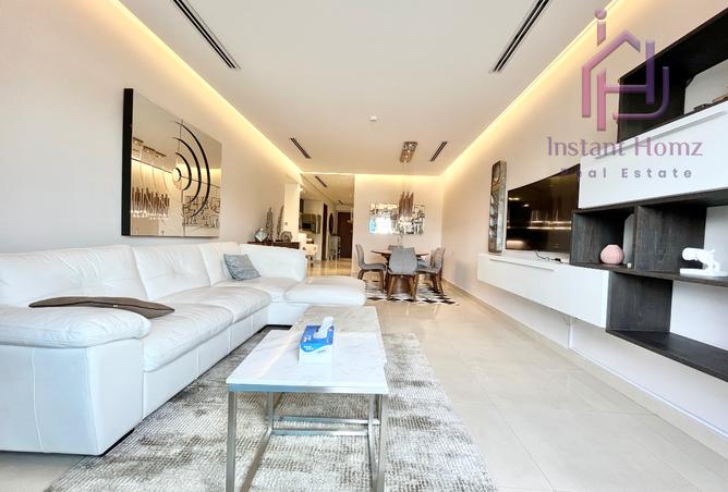 981566 - Property Image 2