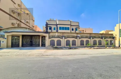 Villa - 7+ Bedrooms - 7 Bathrooms for sale in North Riffa - Riffa - Southern Governorate