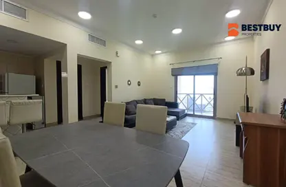 شقة - غرفة نوم - 2 حمامات للايجار في البسيتين - المحرق