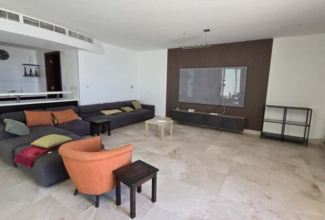 965169 - Property Image 2