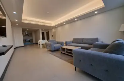 Apartment - 2 Bedrooms - 3 Bathrooms for rent in Busaiteen - Muharraq Governorate