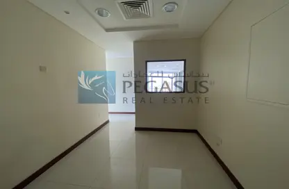 Office Space - Studio - 2 Bathrooms for rent in Sanabis - Manama - Capital Governorate