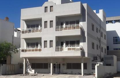 عمارة بالكامل - 3 غرف نوم - 3 حمامات للبيع في توبلي - المحافظة الوسطى