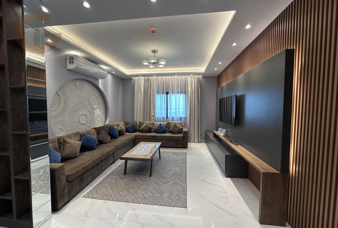 981289 - Property Image 2