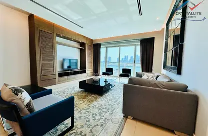 Apartment - 3 Bedrooms - 5 Bathrooms for rent in Reef Island - Capital Governorate