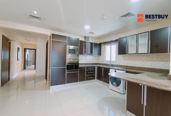 955396 - Property Image 3