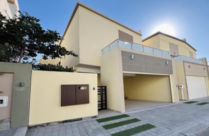 Villa - 3 Bedrooms - 4 Bathrooms for rent in Saar - Northern Governorate