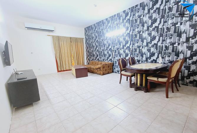 967056 - Property Image 2