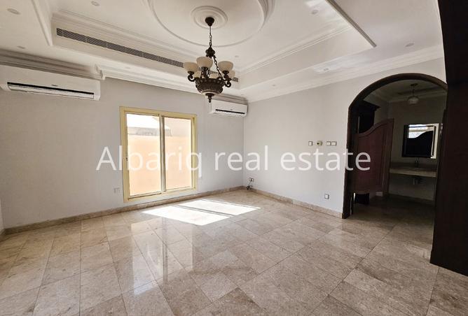 984324 - Property Image 3