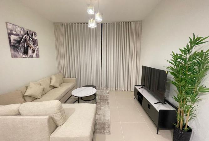 981619 - Property Image 2