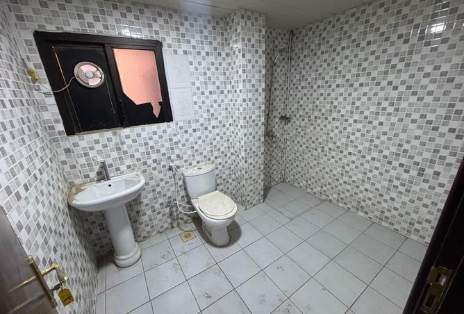 966717 - Property Image 3