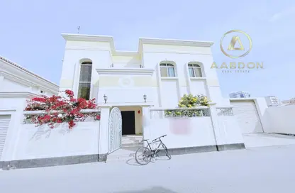 Outdoor House image for: Villa - 3 Bedrooms - 3 Bathrooms for rent in Mahooz - Manama - Capital Governorate, Image 1