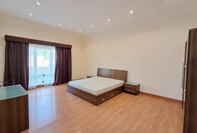 976660 - Property Image 3