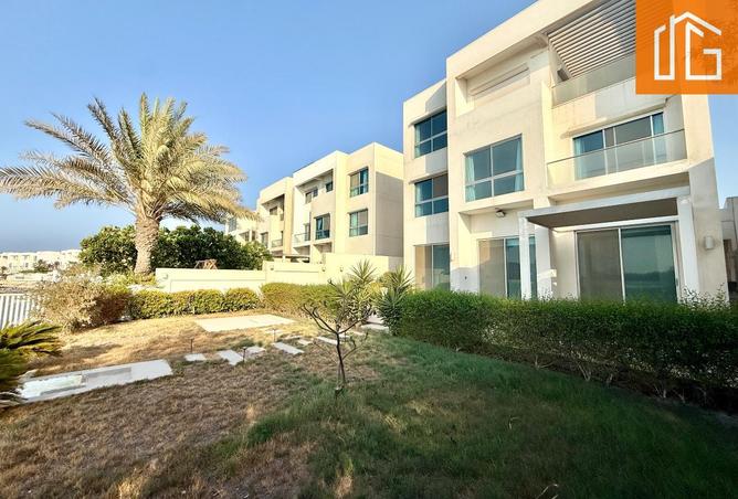 959511 - Property Image 2