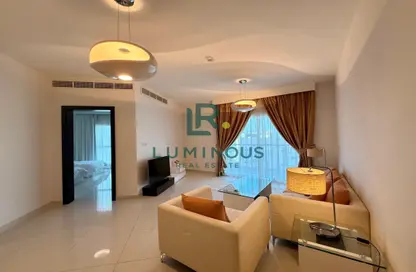 Apartment - 2 Bedrooms - 2 Bathrooms for rent in Salmaniya - Manama - Capital Governorate