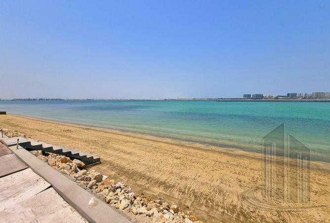 943101 - Property Image 3