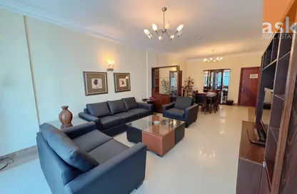 Apartment - 2 Bedrooms - 2 Bathrooms for rent in Al Juffair - Capital Governorate