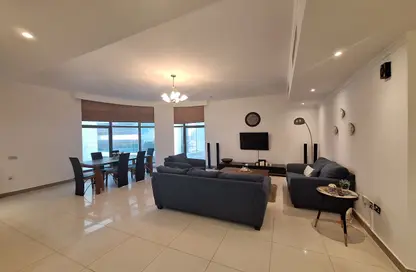 Apartment - 3 Bedrooms - 5 Bathrooms for rent in Seef - Capital Governorate