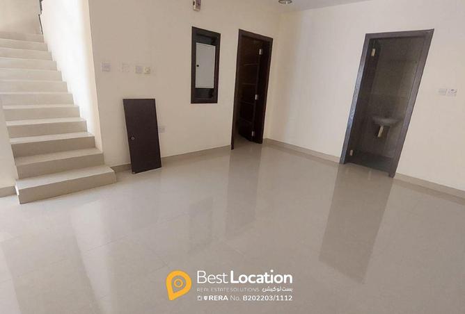 967449 - Property Image 2