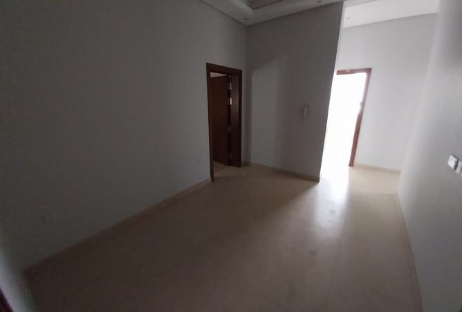 951473 - Property Image 2