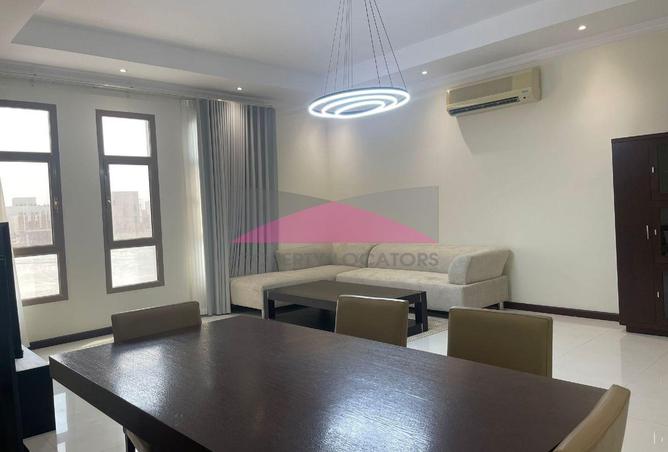 953145 - Property Main Image
