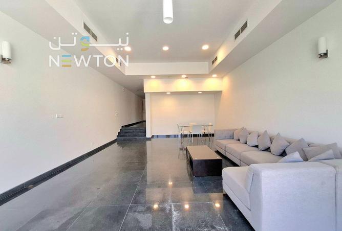 977167 - Property Image 3