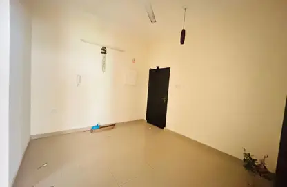 Apartment - 2 Bedrooms - 1 Bathroom for rent in Gudaibiya - Manama - Capital Governorate