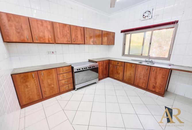 979081 - Property Image 2