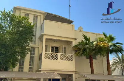 فيلا - 4 غرف نوم - 4 حمامات للايجار في العدلية - المنامة - محافظة العاصمة