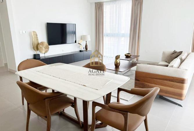 954188 - Property Image 2