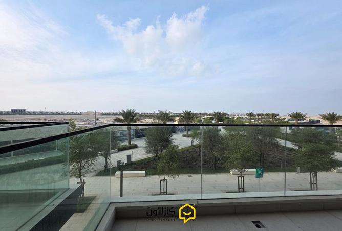 985719 - Property Image 2