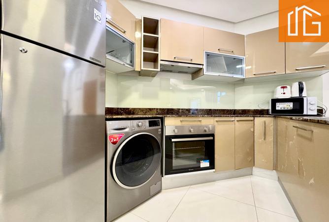 992145 - Property Image 2