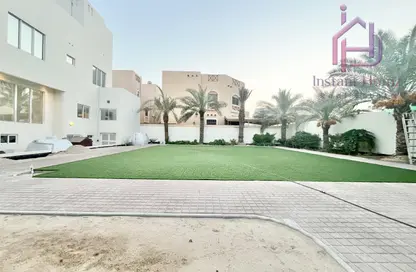Villa - 5 Bedrooms - 6 Bathrooms for rent in Mahooz - Manama - Capital Governorate
