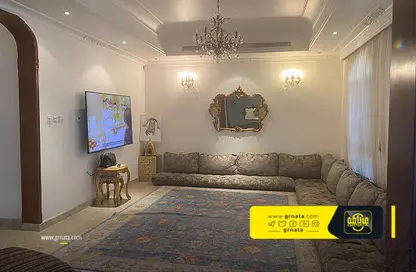 Living Room image for: Villa - 4 Bedrooms - 5 Bathrooms for sale in Isa Town - Central Governorate, Image 1