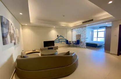 Apartment - 1 Bedroom - 2 Bathrooms for rent in Busaiteen - Muharraq Governorate
