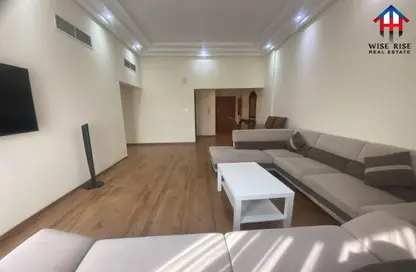 صورة لـ غرفة المعيشة شقة - 3 غرف نوم - 4 حمامات للايجار في أم الحصم - المنامة - محافظة العاصمة ، صورة رقم 1