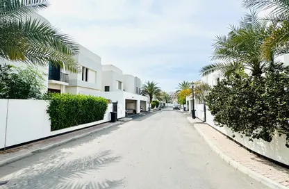 فيلا - 4 غرف نوم - 4 حمامات للايجار في سار - المحافظة الشمالية
