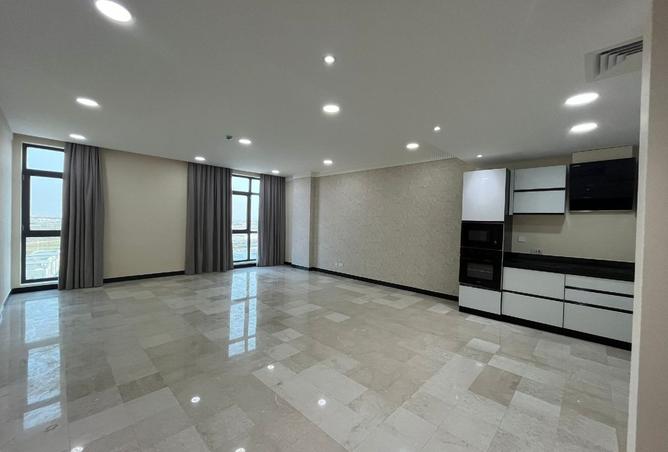 955205 - Property Image 3